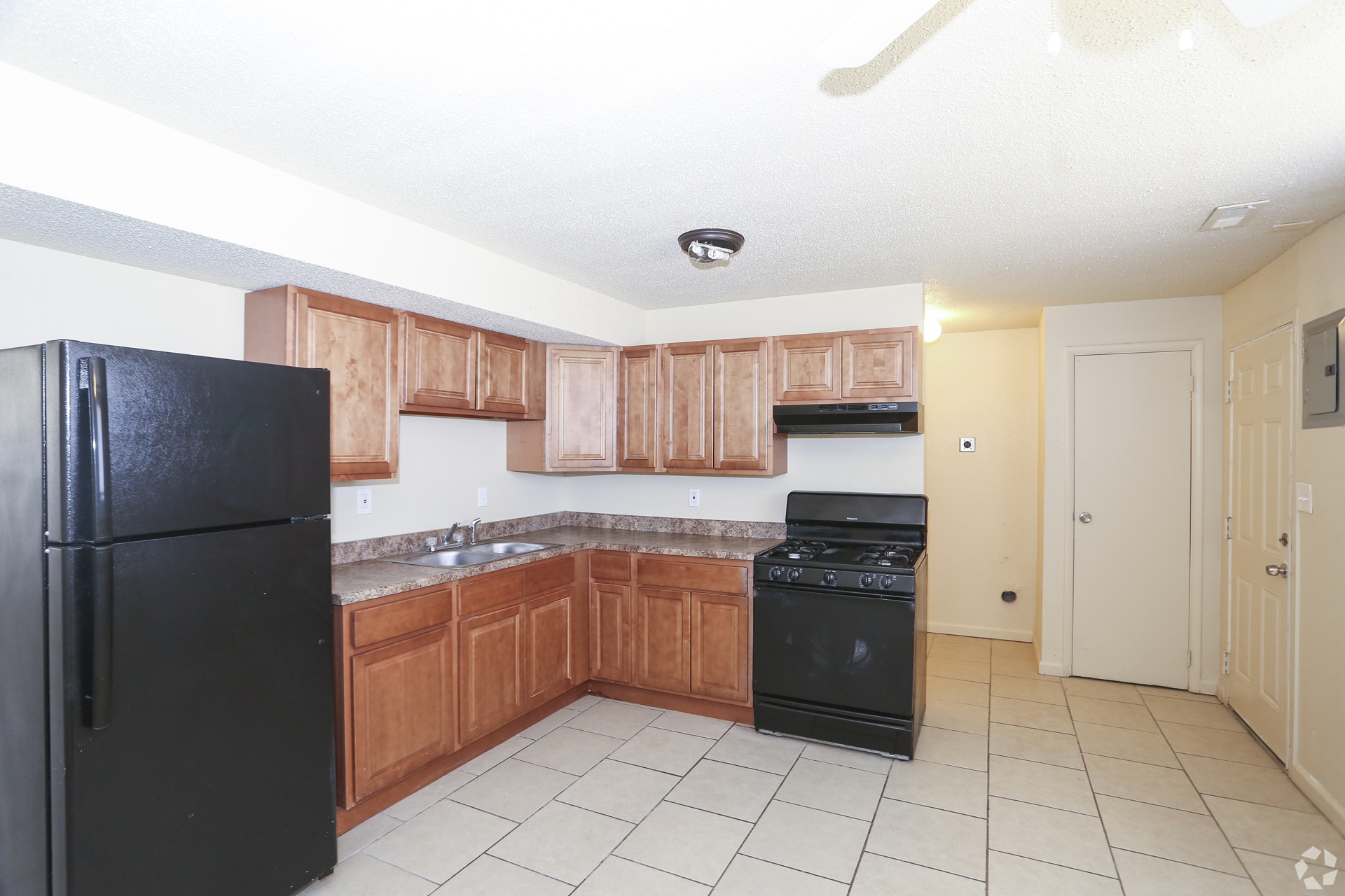 Green Village Townhomes kitchen in Kansas City Missouri